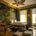 Jungle Apartment