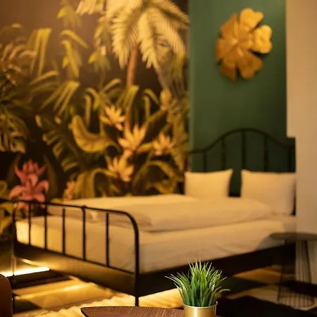 Jungle Апартаменты *